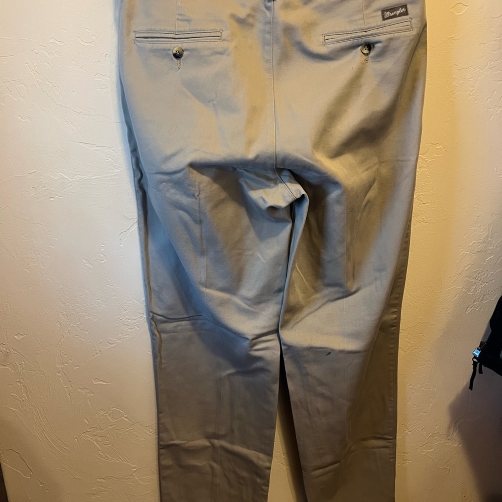 Wrangler • Riata Pants - Picture 4 of 7